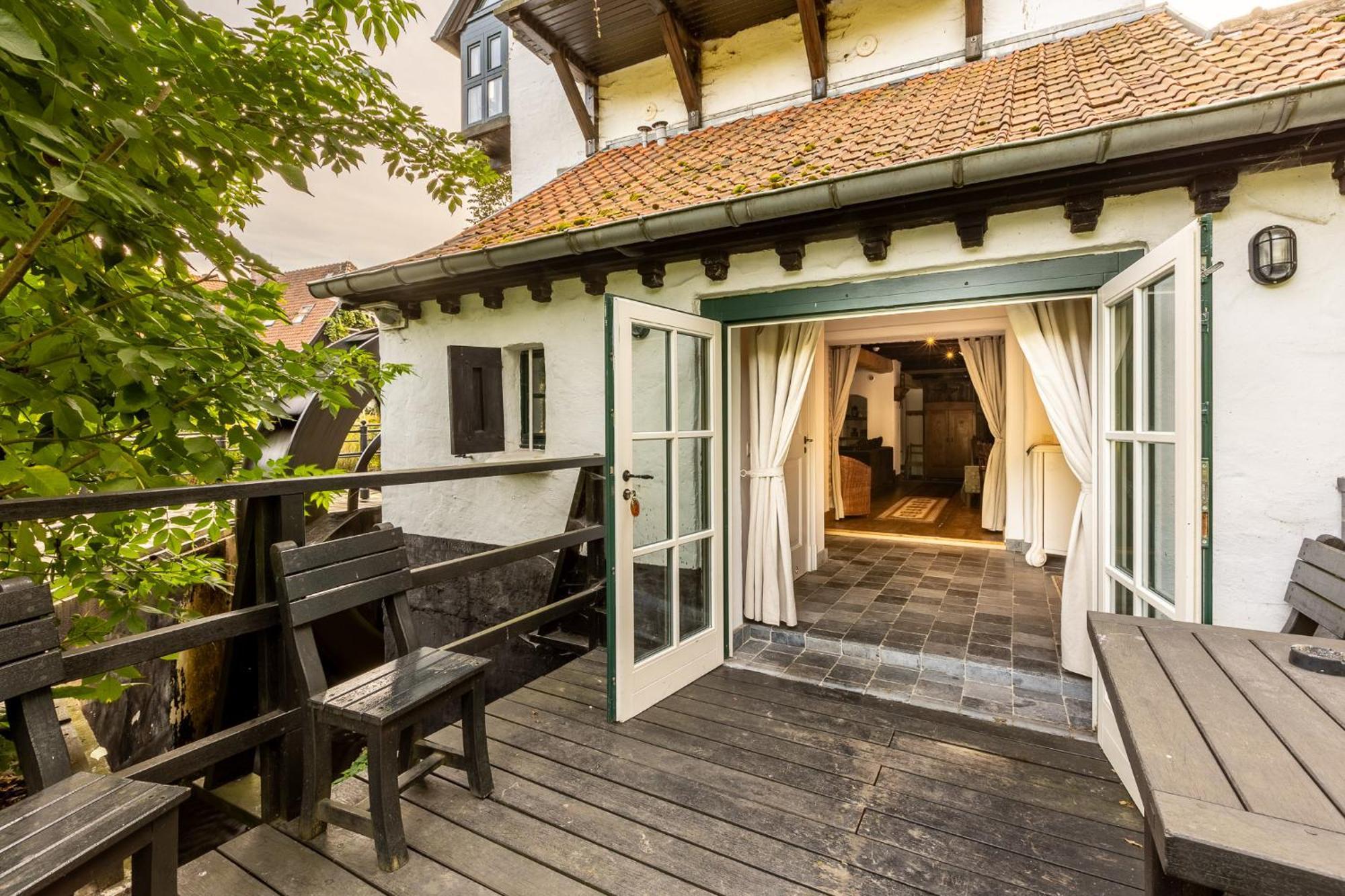 Gosciniec Pod Zajacem Bed & Breakfast Olesnica  Luaran gambar