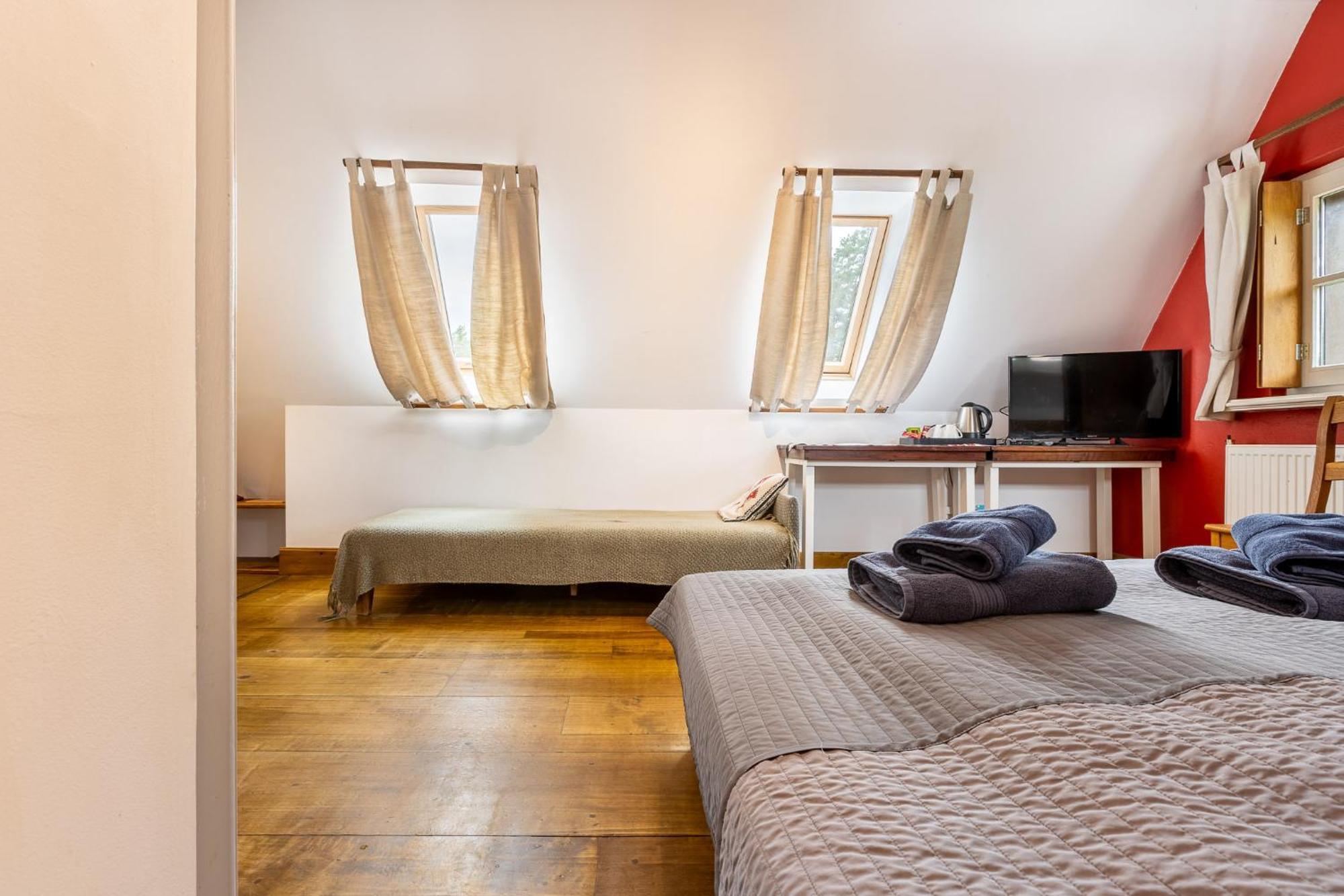 Gosciniec Pod Zajacem Bed & Breakfast Olesnica  Luaran gambar